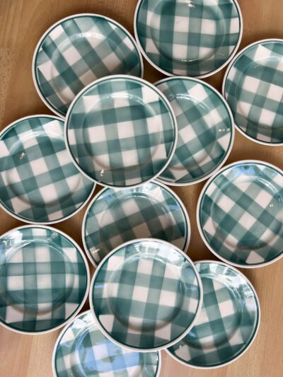Lot de 12 assiettes à dessert à carreaux