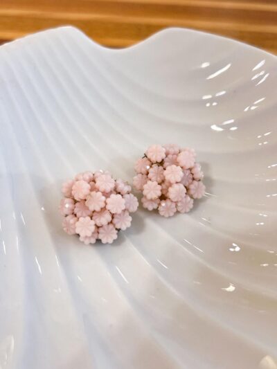 Boucles d’oreilles clip vintage perles rose pâle West Germany