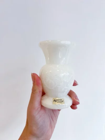 Soliflore en albâtre