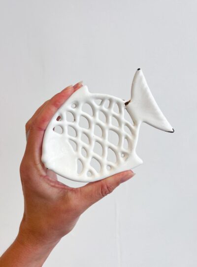 Porte savon poisson fonte émaillée