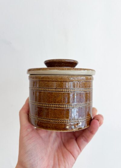 Beurrier ancien en céramique