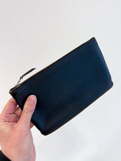 Trousse en cuir noir