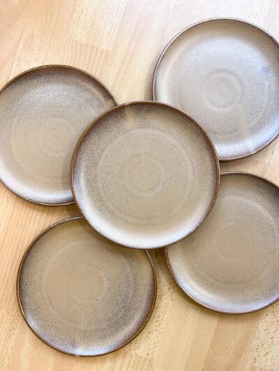 5 assiettes à dessert grès vernissé