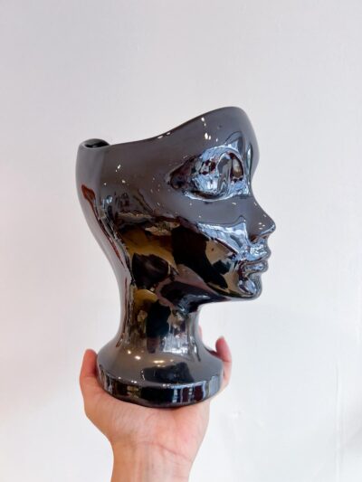 Vase noir céramique visage de femme
