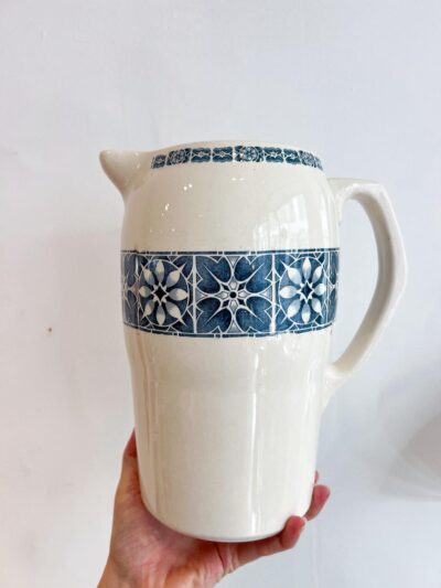 Broc de toilette terre de fer